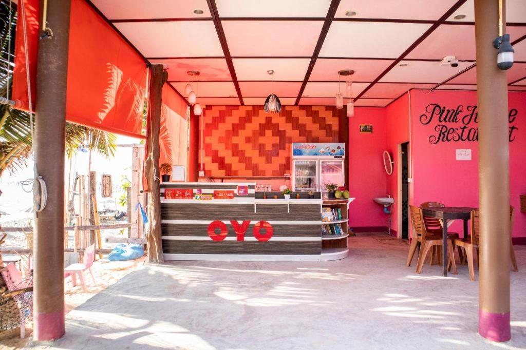 Oyo 797 Pink House Bungalow Ко-Ланта Экстерьер фото