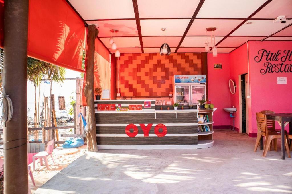 Oyo 797 Pink House Bungalow Ко-Ланта Экстерьер фото