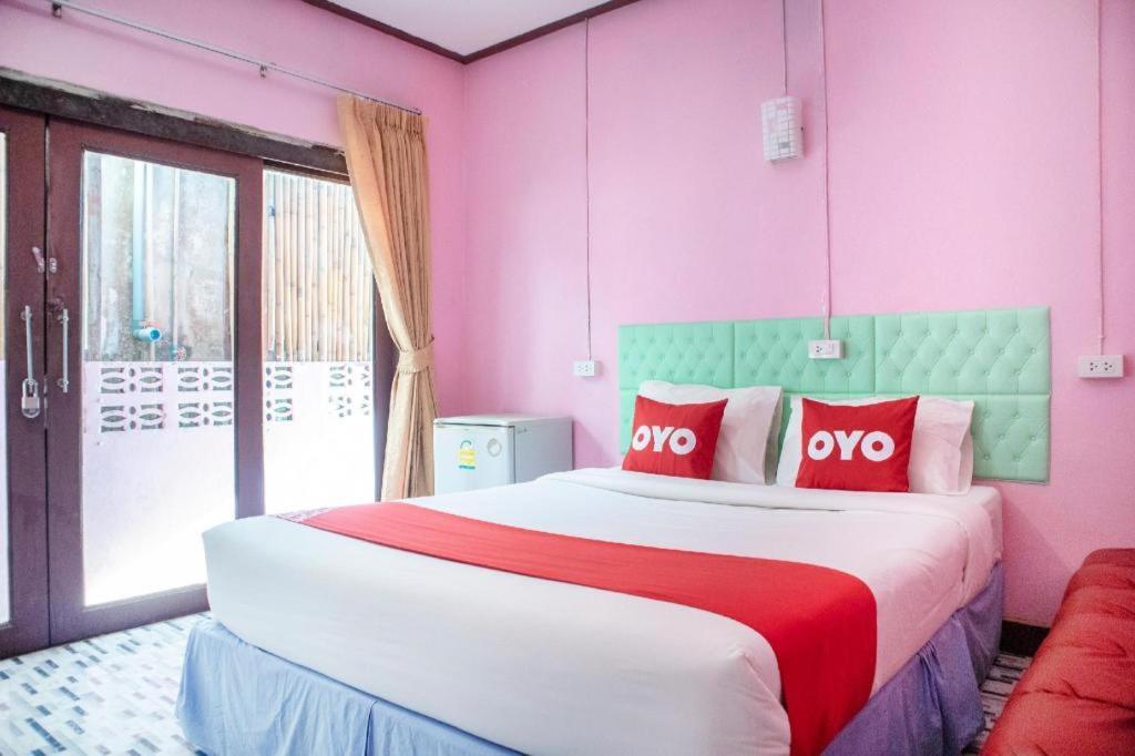 Oyo 797 Pink House Bungalow Ко-Ланта Экстерьер фото