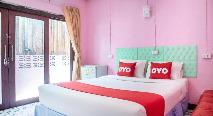 Oyo 797 Pink House Bungalow Ко-Ланта Экстерьер фото